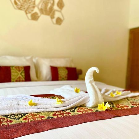 Narafa'S Guest House Jasri Ngoại thất bức ảnh