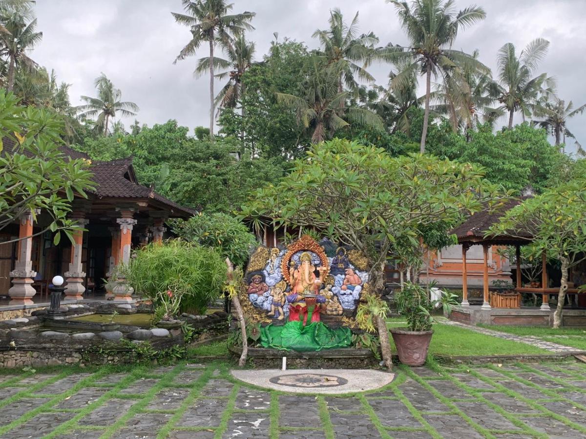 Narafa'S Guest House Jasri Ngoại thất bức ảnh