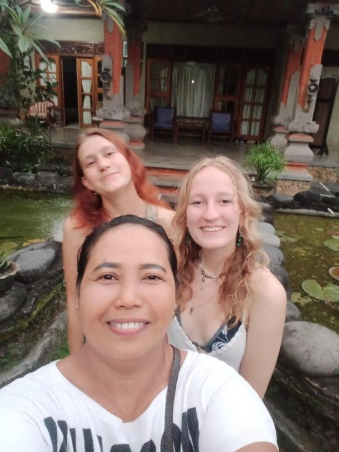 Narafa'S Guest House Jasri Ngoại thất bức ảnh